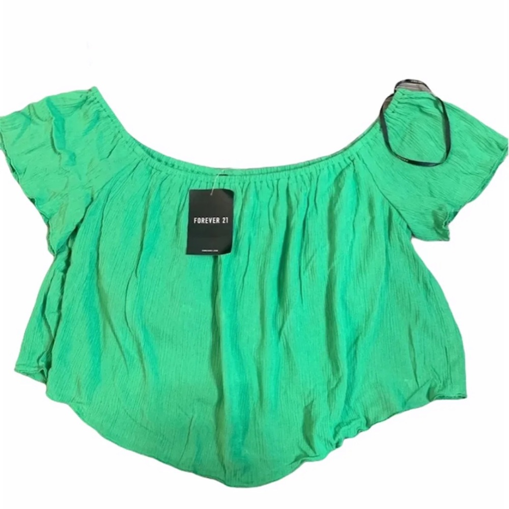 NWT crop top